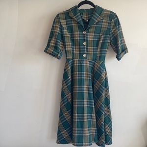 1950s style green plaid dress